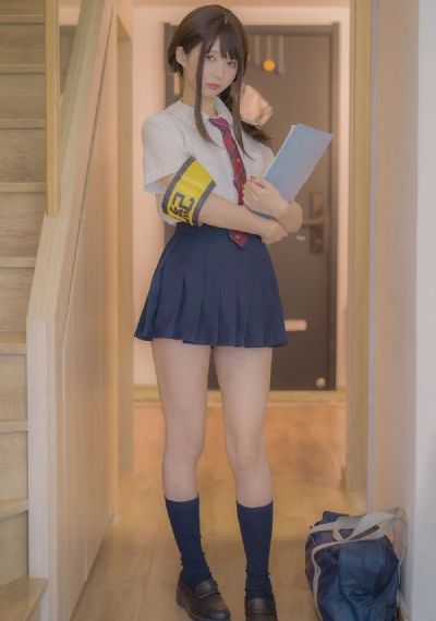 大肚子生蛇蛋憋着生不出来十世