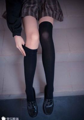 人人精品