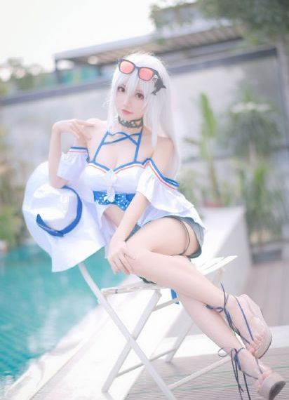 情侣奴伺候女王