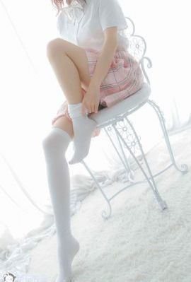 年轻女教师4hd中字免费观看