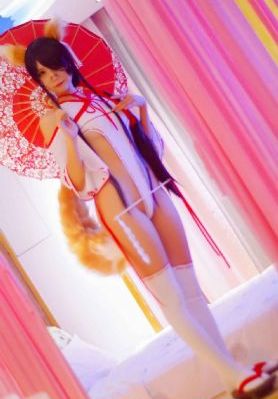 善良美丽女邻居